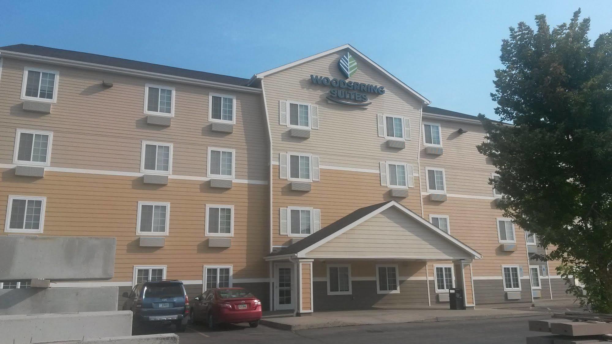 Woodspring Suites スーフォールズ エクステリア 写真